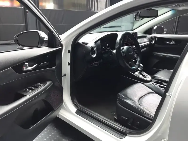 2021 Kia K3 с пробегом 104 243 км