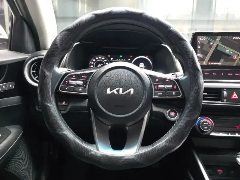 2021 Kia K3 с пробегом 104 243 км
