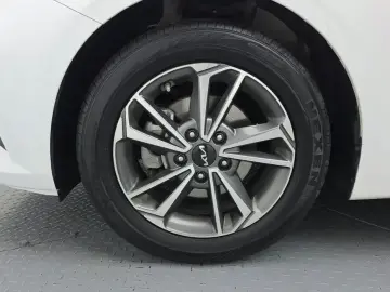 2021 Kia K3 с пробегом 88 207 км