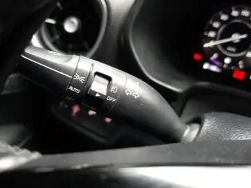 2021 Kia K3 с пробегом 104 243 км