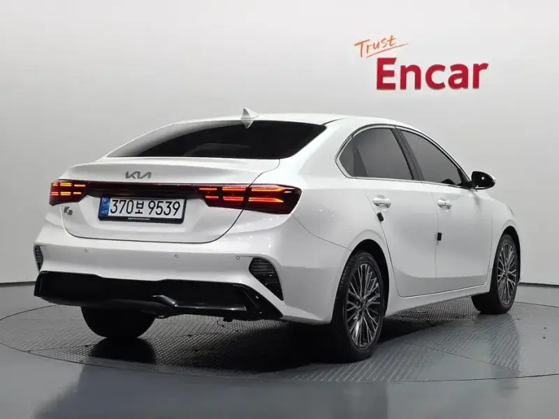 2022 Kia K3 с пробегом 90 684 км