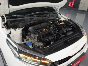 2022 Kia K3 с пробегом 90 684 км