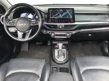 2022 Kia K3 с пробегом 90 684 км