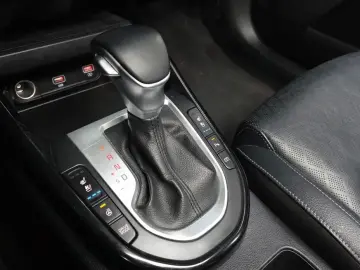 2022 Kia K3 с пробегом 90 684 км