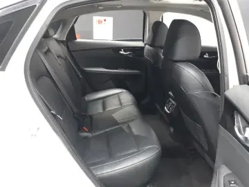 2022 Kia K3 с пробегом 90 684 км