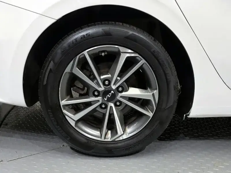 2022 Kia K3 с пробегом 113 866 км