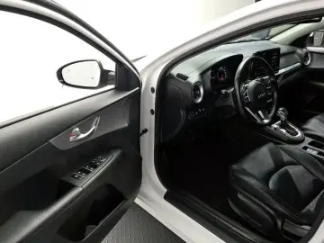 2022 Kia K3 с пробегом 113 866 км