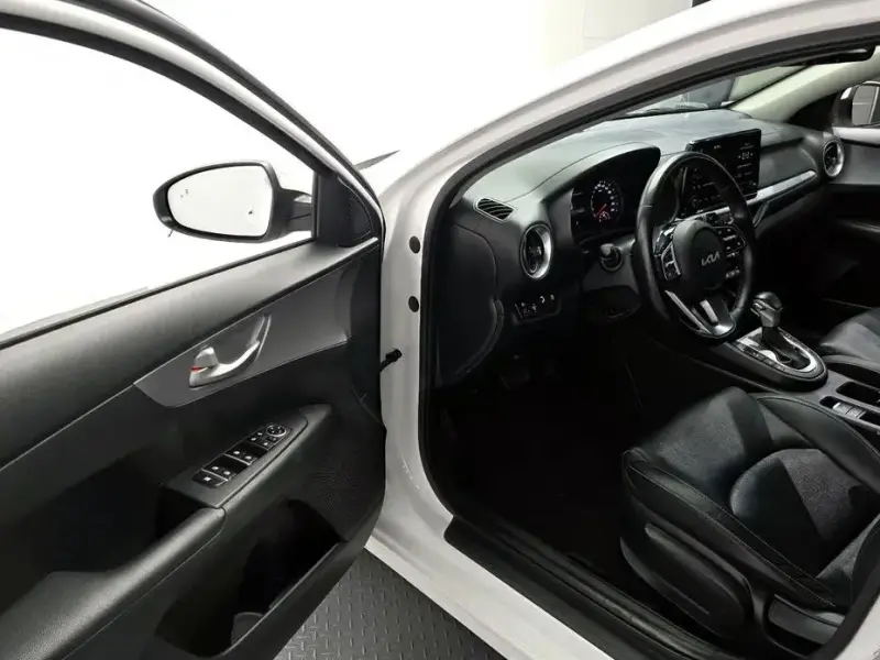 2022 Kia K3 с пробегом 113 866 км