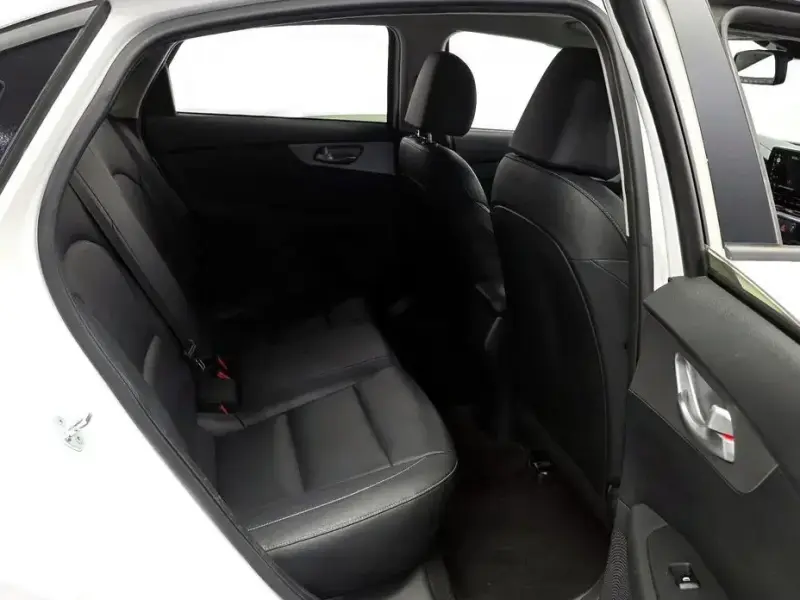2022 Kia K3 с пробегом 113 866 км