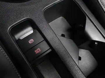 2022 Kia K3 с пробегом 90 684 км