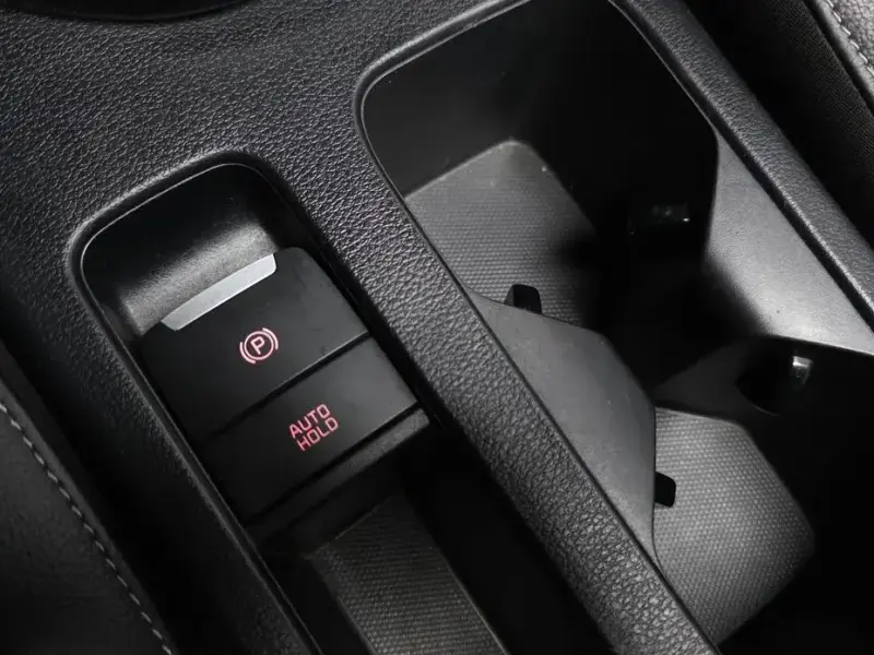 2022 Kia K3 с пробегом 90 684 км