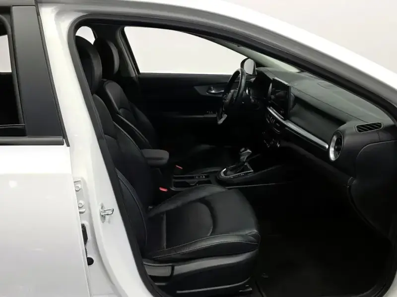 2022 Kia K3 с пробегом 113 866 км