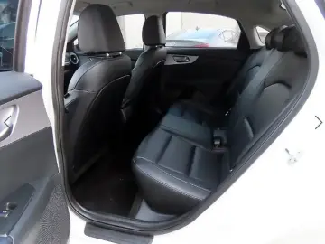 2021 Kia K3 с пробегом 68 247 км