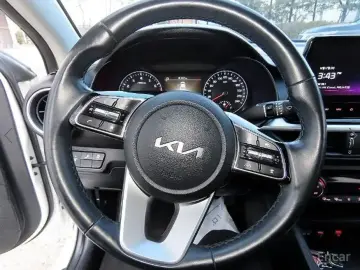 2021 Kia K3 с пробегом 68 247 км