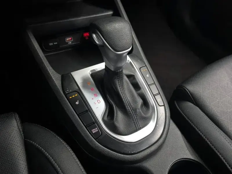 2021 Kia K3 с пробегом 79 333 км