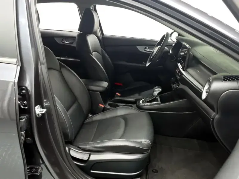 2021 Kia K3 с пробегом 79 333 км