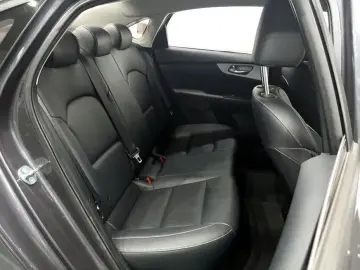 2021 Kia K3 с пробегом 79 333 км