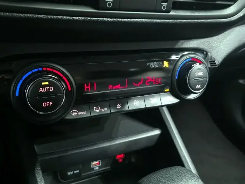 2021 Kia K3 с пробегом 79 333 км