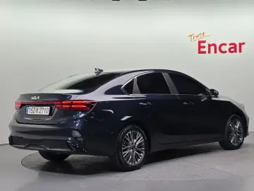 2021 Kia K3 с пробегом 47 346 км