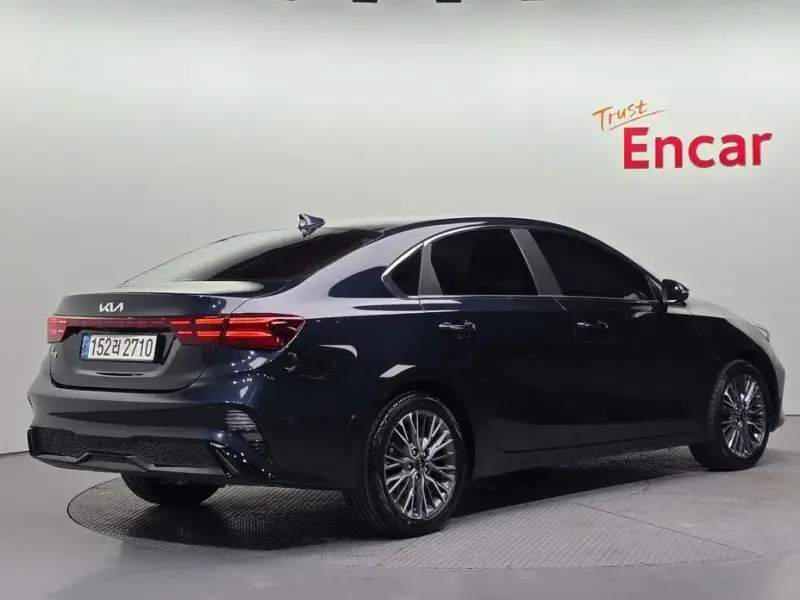 2021 Kia K3 с пробегом 47 346 км