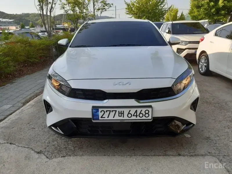 2022 Kia K3 с пробегом 48 000 км