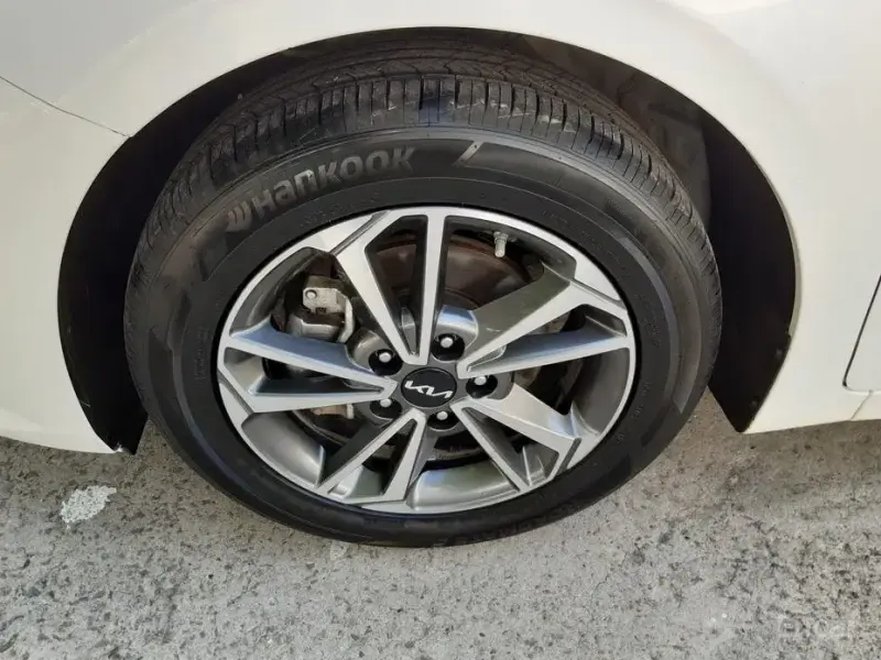2022 Kia K3 с пробегом 48 000 км