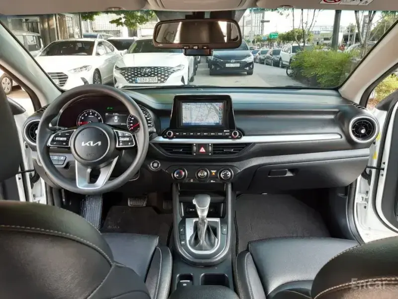 2022 Kia K3 с пробегом 48 000 км
