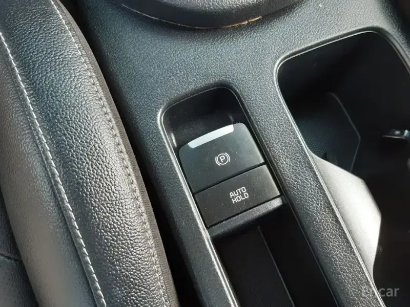 2022 Kia K3 с пробегом 48 000 км