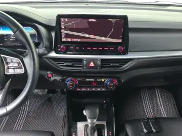 2021 Kia K3 с пробегом 47 346 км