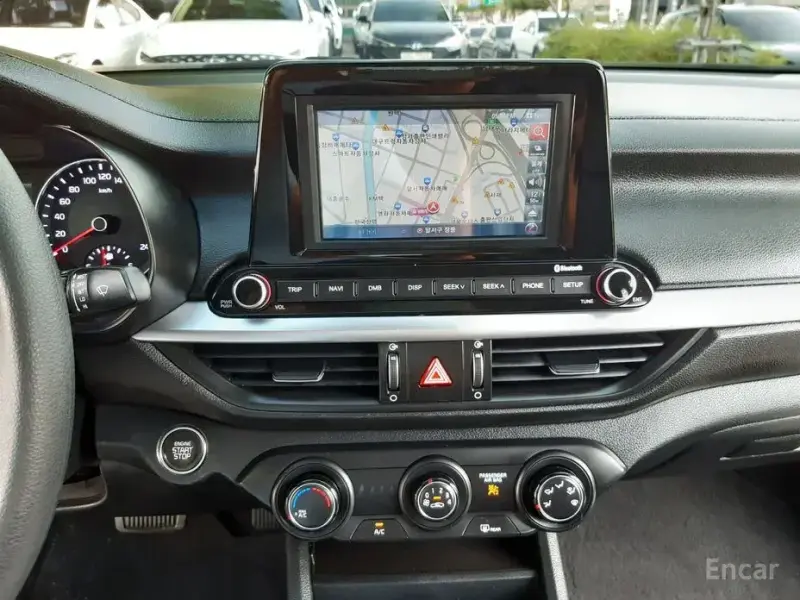 2022 Kia K3 с пробегом 48 000 км