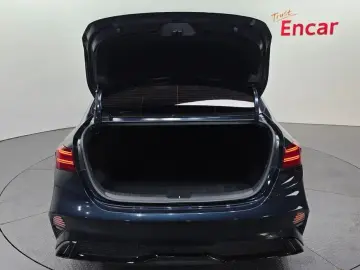 2021 Kia K3 с пробегом 47 346 км