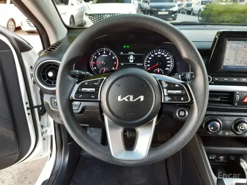 2022 Kia K3 с пробегом 48 000 км