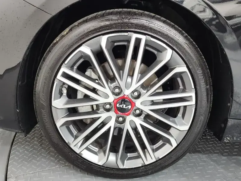 2022 Kia K3 с пробегом 100 796 км