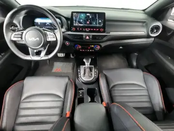 2022 Kia K3 с пробегом 100 796 км
