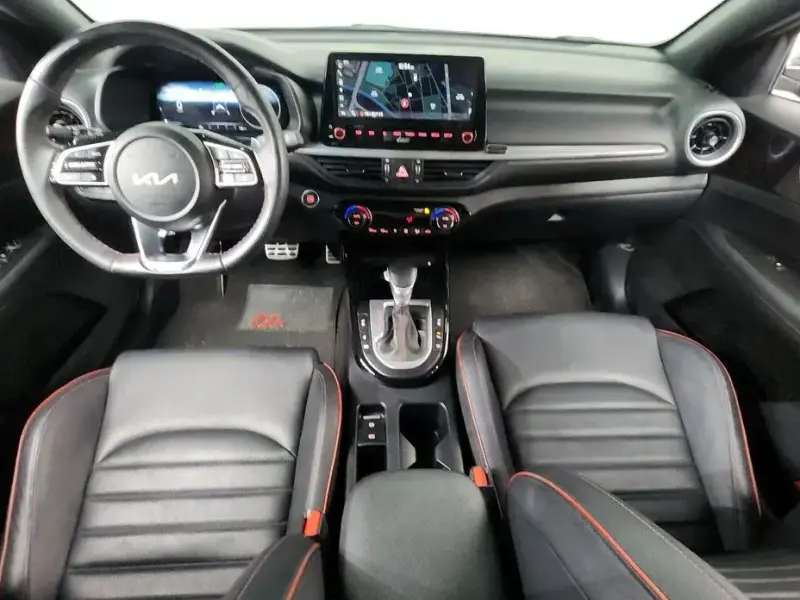 2022 Kia K3 с пробегом 100 796 км