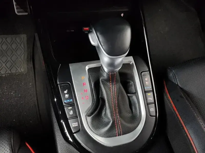 2022 Kia K3 с пробегом 100 796 км