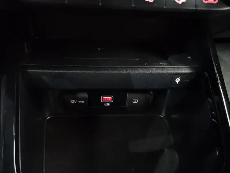 2022 Kia K3 с пробегом 100 796 км