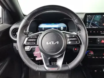 2022 Kia K3 с пробегом 100 796 км