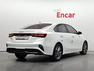 2021 Kia K3 с пробегом 126 361 км