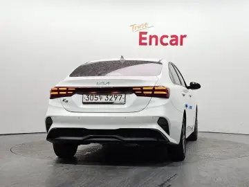2021 Kia K3 с пробегом 126 361 км