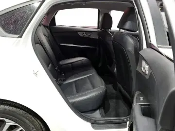2021 Kia K3 с пробегом 126 361 км