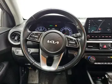2021 Kia K3 с пробегом 126 361 км
