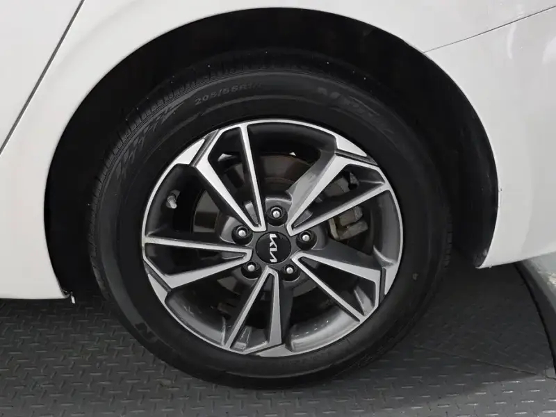 2022 Kia K3 с пробегом 59 287 км