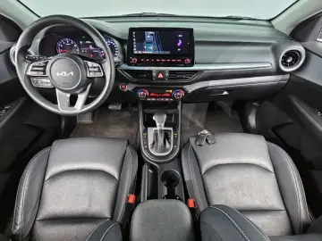 2021 Kia K3 с пробегом 131 157 км