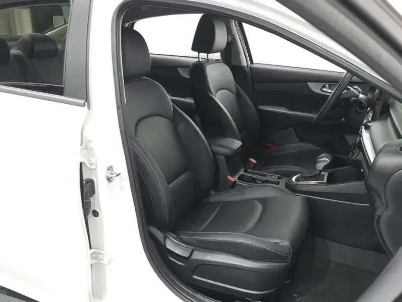 2022 Kia K3 с пробегом 59 287 км