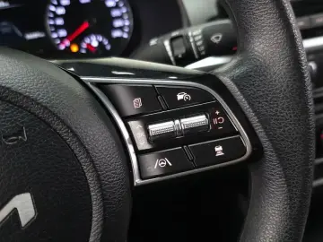 2022 Kia K3 с пробегом 59 287 км