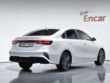 2021 Kia K3 с пробегом 62 333 км
