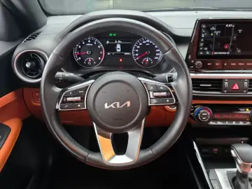 2021 Kia K3 с пробегом 62 333 км
