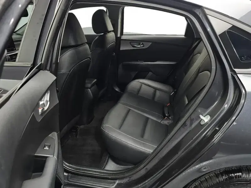 2021 Kia K3 с пробегом 124 850 км