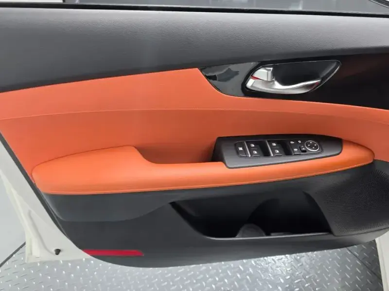 2021 Kia K3 с пробегом 62 333 км